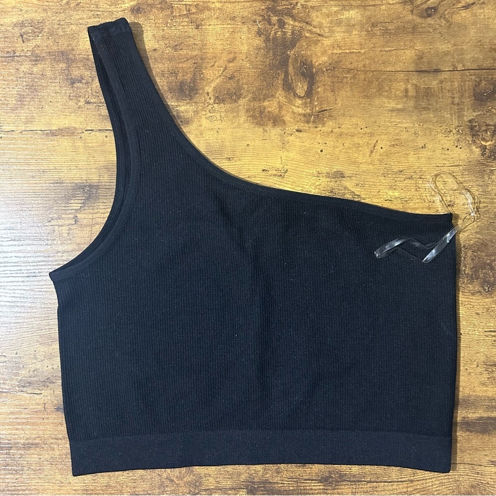 BOZZOLO Black One Shoulder Ribbed Crop Top M/L